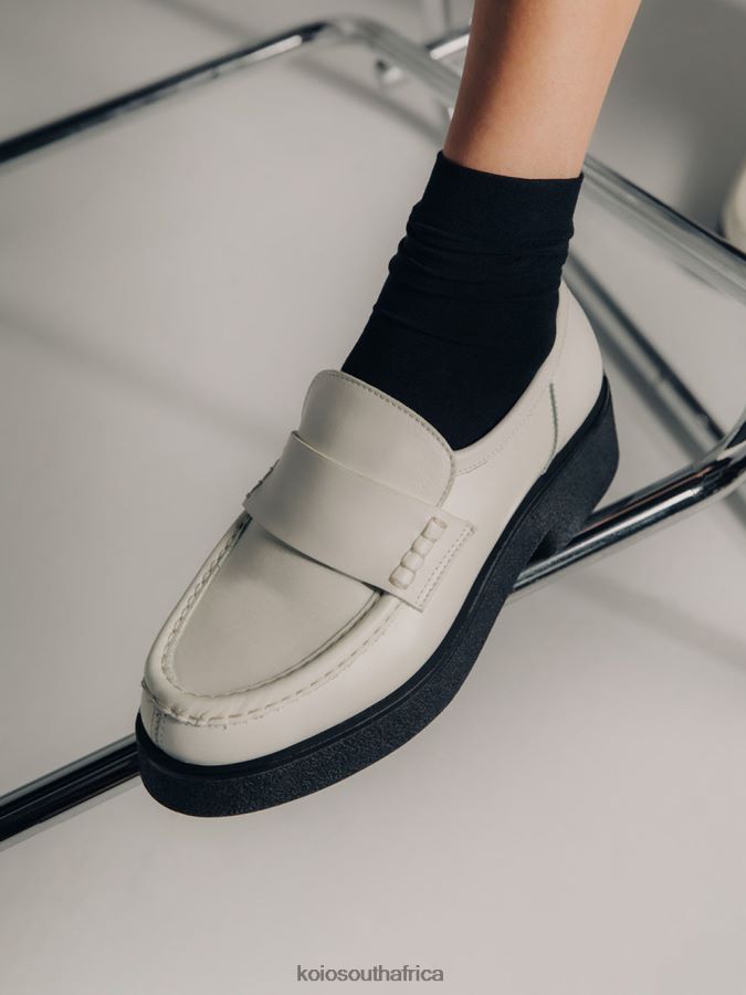 Bari Women KOIO Shoes Ivory 0XFVPP217